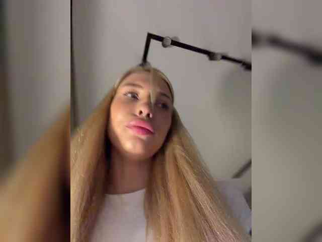 Cristi-Candy webcam