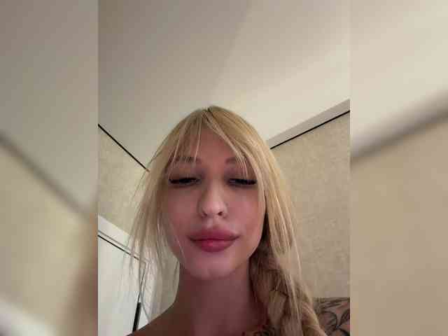 Cristi-Candy webcam