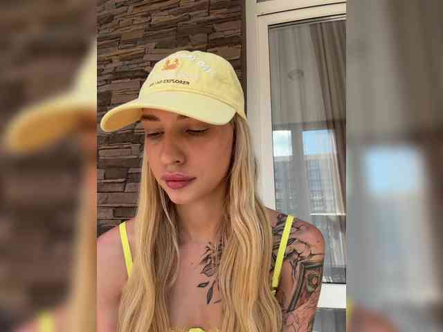 EwaBrown Sex Cam Show