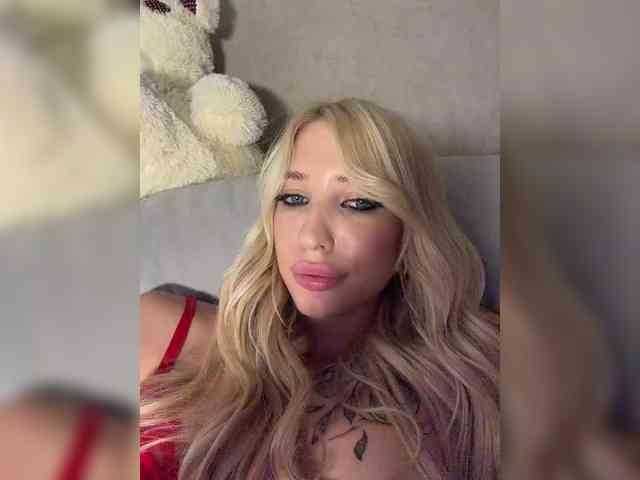 EwaBrown Sex Cam Show