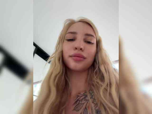 EwaBrown Sex Cam Show