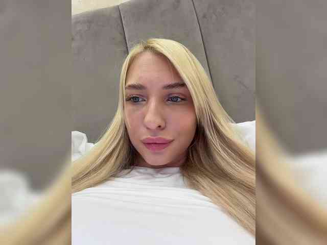 EwaBrown Live Webcam on BongaCams
