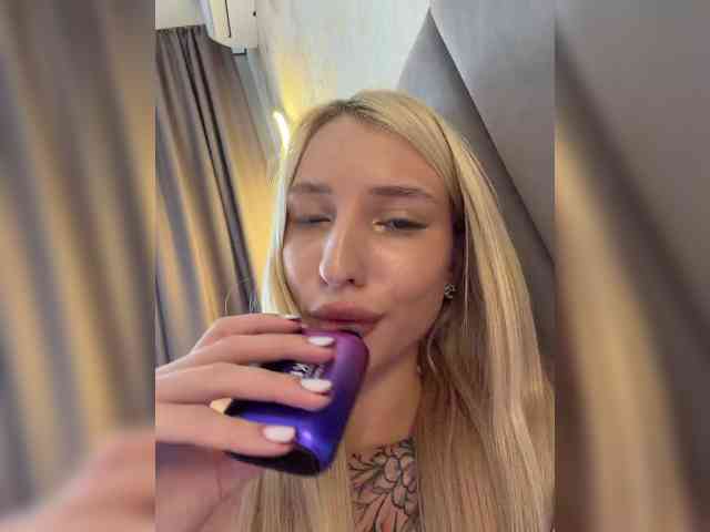 Cristi-Candy webcam
