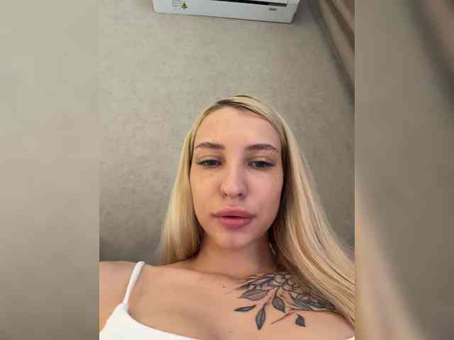 Cristi-Candy webcam