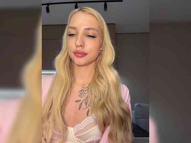EwaBrown Sex Cam Show