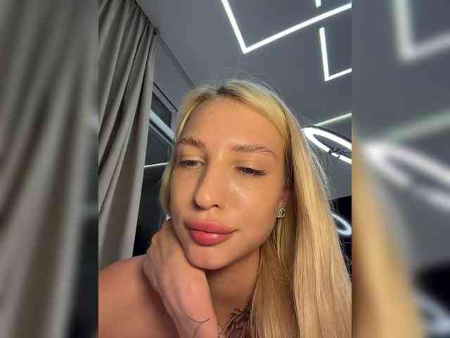 Cristi-Candy webcam