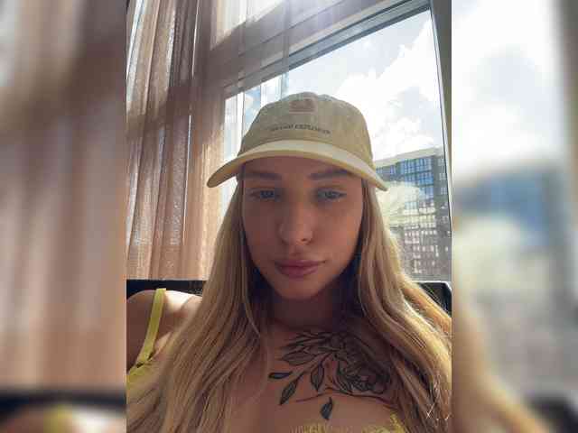 EwaBrown Sex Cam Show