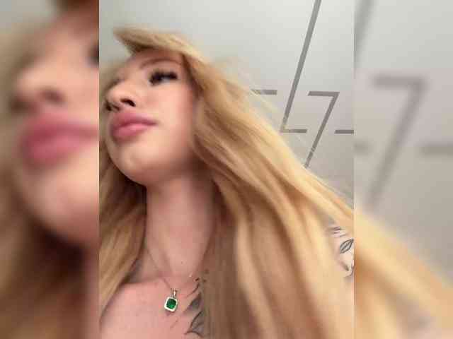 Cristi-Candy webcam