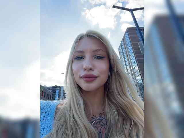 Cristi-Candy webcam