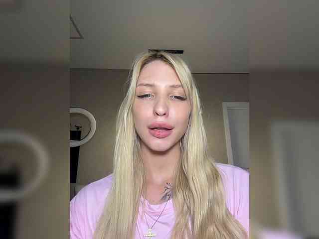 Cristi-Candy webcam