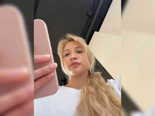 Cristi-Candy webcam