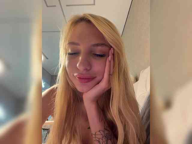 Cristi-Candy webcam