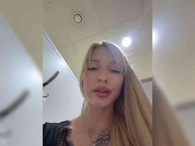 Cristi-Candy webcam