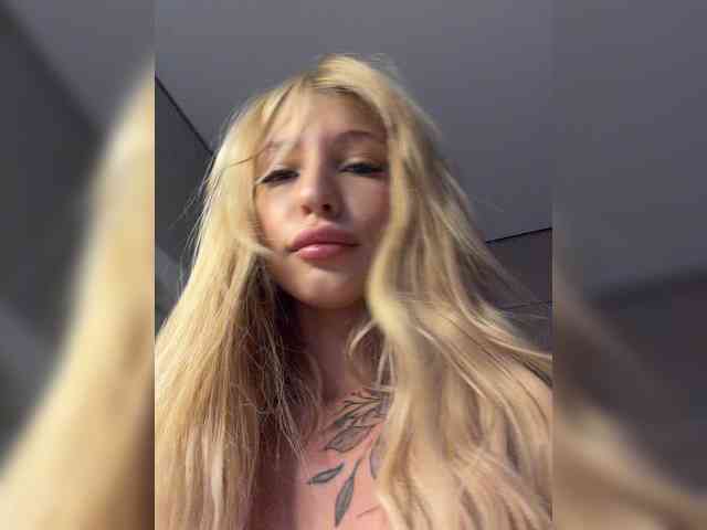 Cristi-Candy webcam