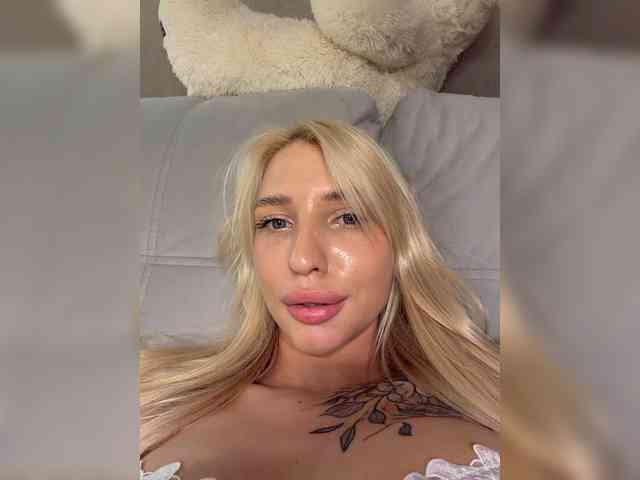 Cristi-Candy webcam