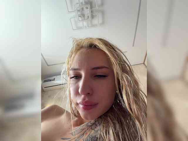 Cristi-Candy webcam