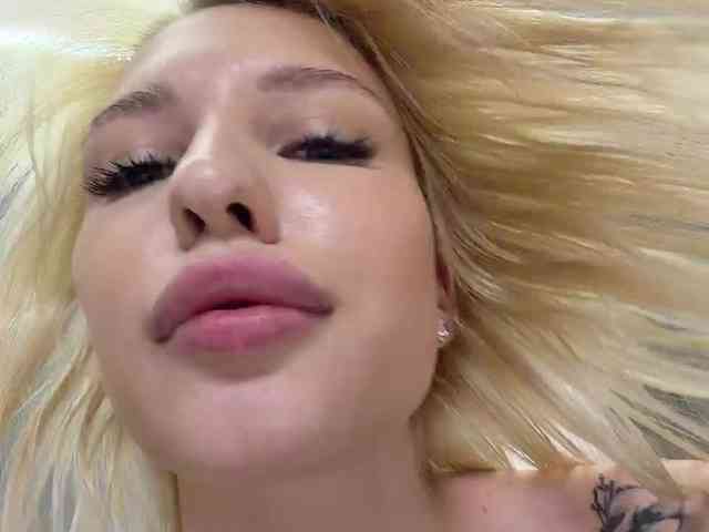 Cristi-Candy webcam