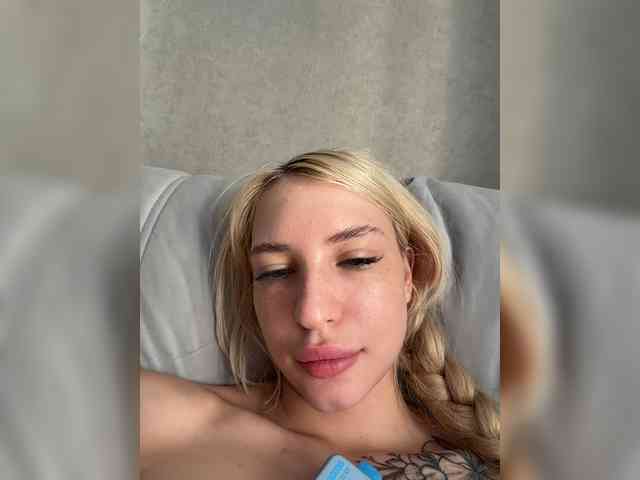 Cristi-Candy webcam