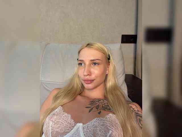 EwaBrown Sex Cam Show