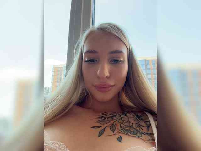 EwaBrown Sex Cam Show