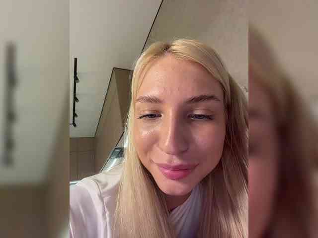 EwaBrown Sex Cam Show