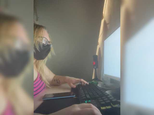 purplefoxy888 live cam preview