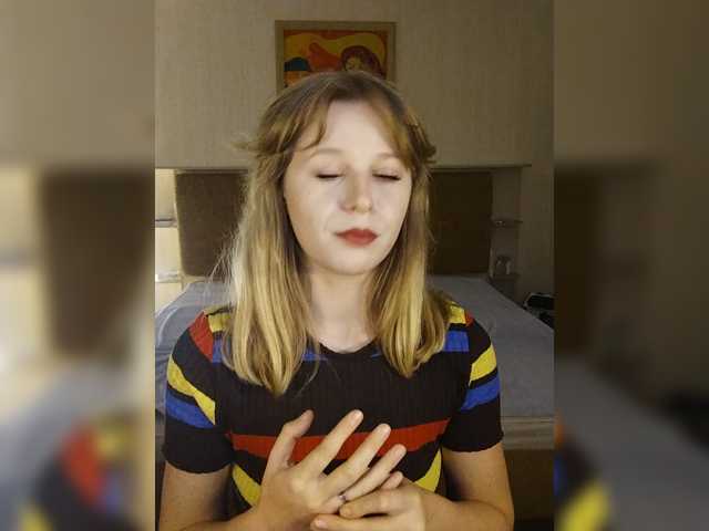 1biscuit1 live cam