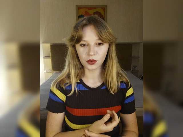 1biscuit1 live cam
