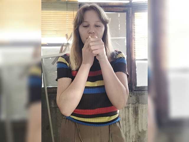 1biscuit1 live cam on BongaCams