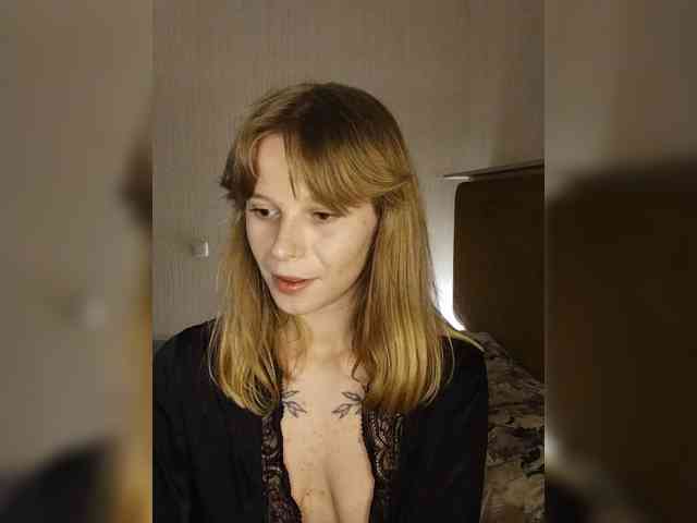 1biscuit1 webcam