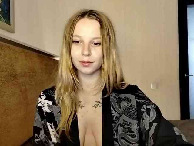 1biscuit1 webcam