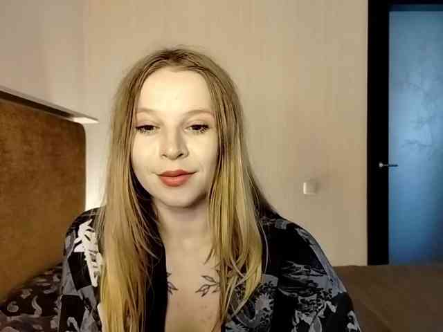 1biscuit1 webcam