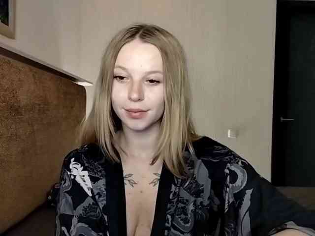 1biscuit1 webcam
