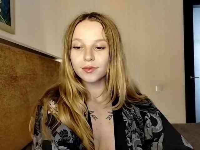 1biscuit1 webcam
