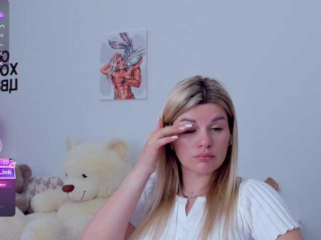 AlexaX7 live cam on BongaCams