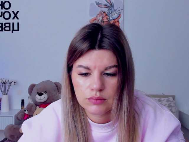 AlexaX7 live cam on BongaCams