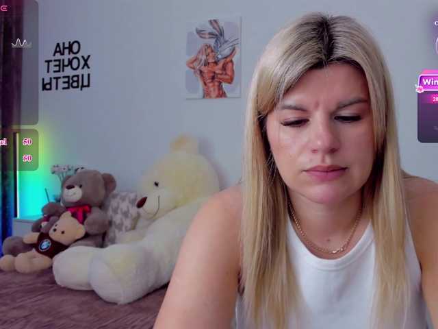AlexaX7 live cam on BongaCams