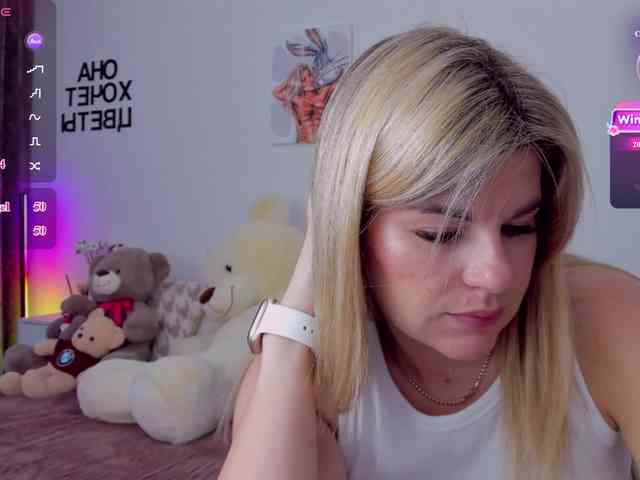 AlexaX7 Live Webcam on BongaCams