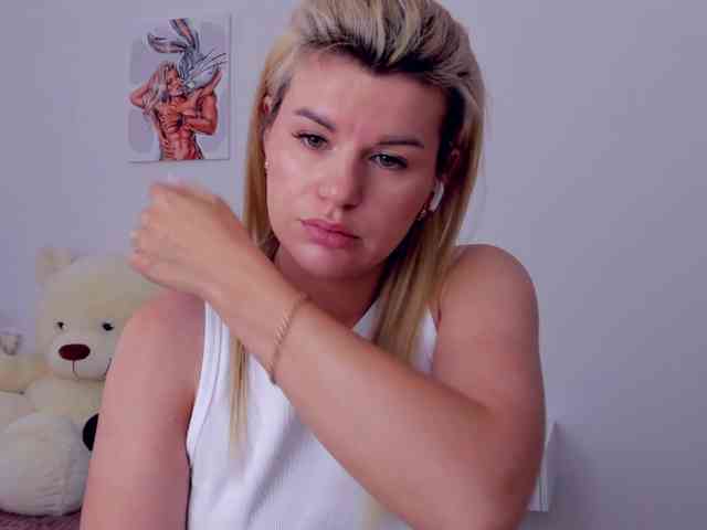 AlexaX7 webcam