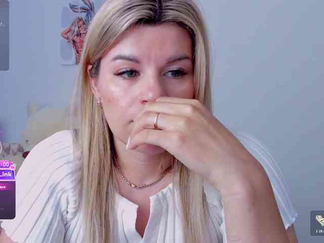 AlexaX7 webcam
