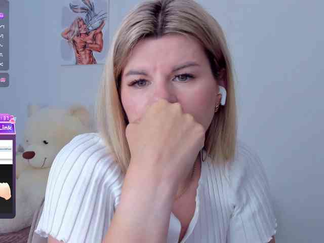AlexaX7 webcam