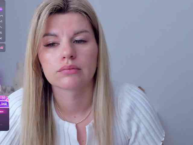 AlexaX7 webcam