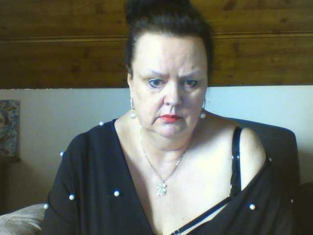 TiffanyAmore's BongaCams show and profile