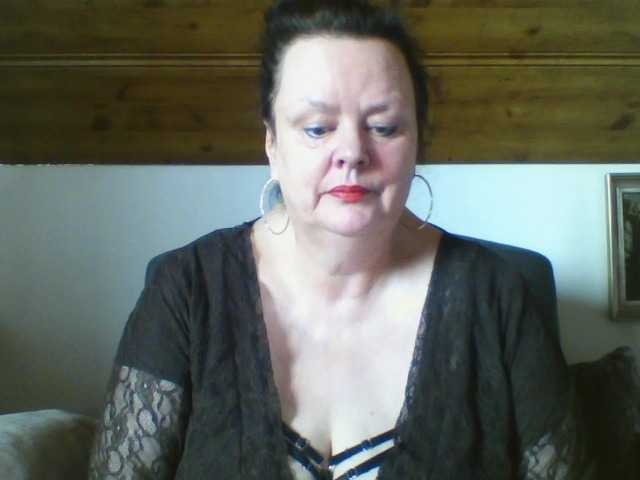 TiffanyAmore's BongaCams show and profile