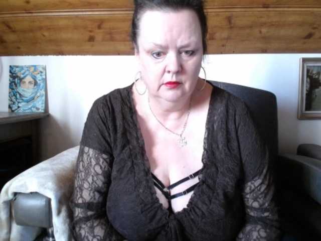 TiffanyAmore's BongaCams show and profile