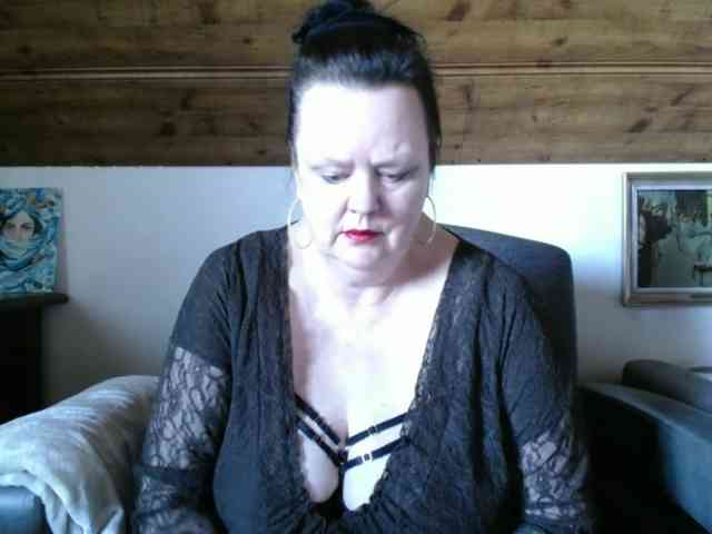 TiffanyAmore Live Webcam on BongaCams