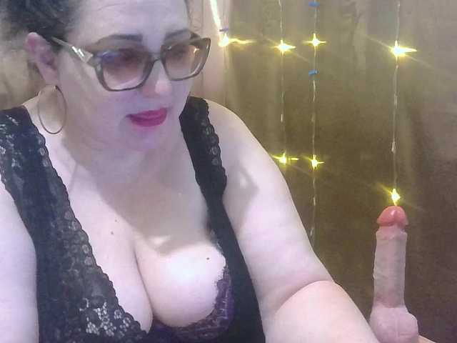 MadamKatyusha webcam