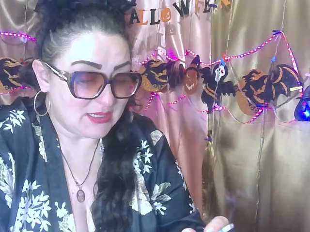 MadamKatyusha live cam on BongaCams