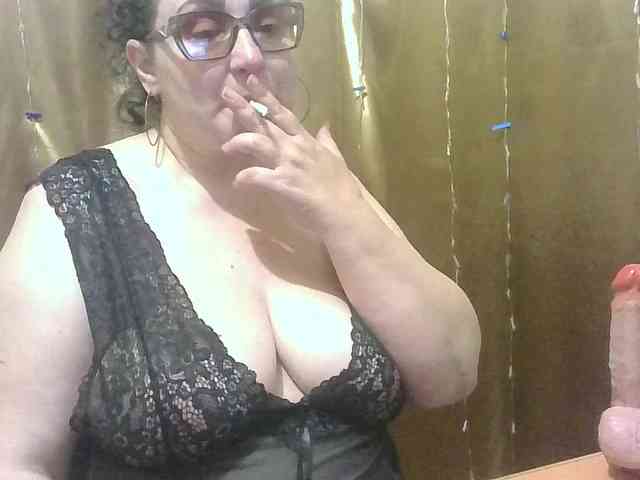 MadamKatyusha webcam