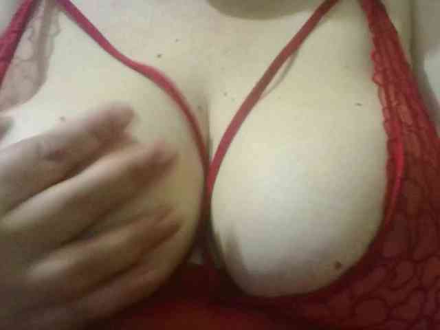 MadamKatyusha webcam